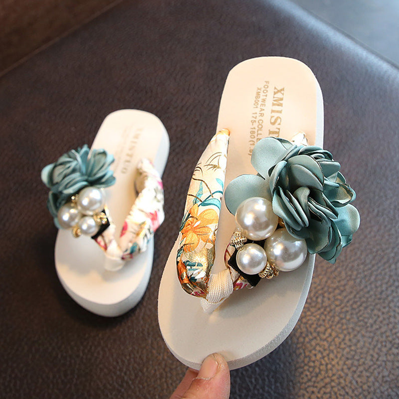Fashionable beach shoes clip foot SandalFashionable Summer Beach Sandals | Lightweight Slip-On Clip Foot Sandals for Women