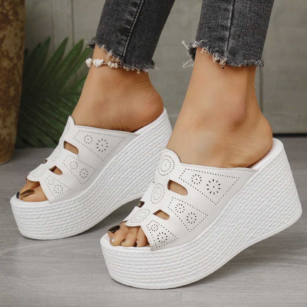 Plus Size Casual Slip - on Stitching Wedge Slippers - MH TRENDS & STYLES