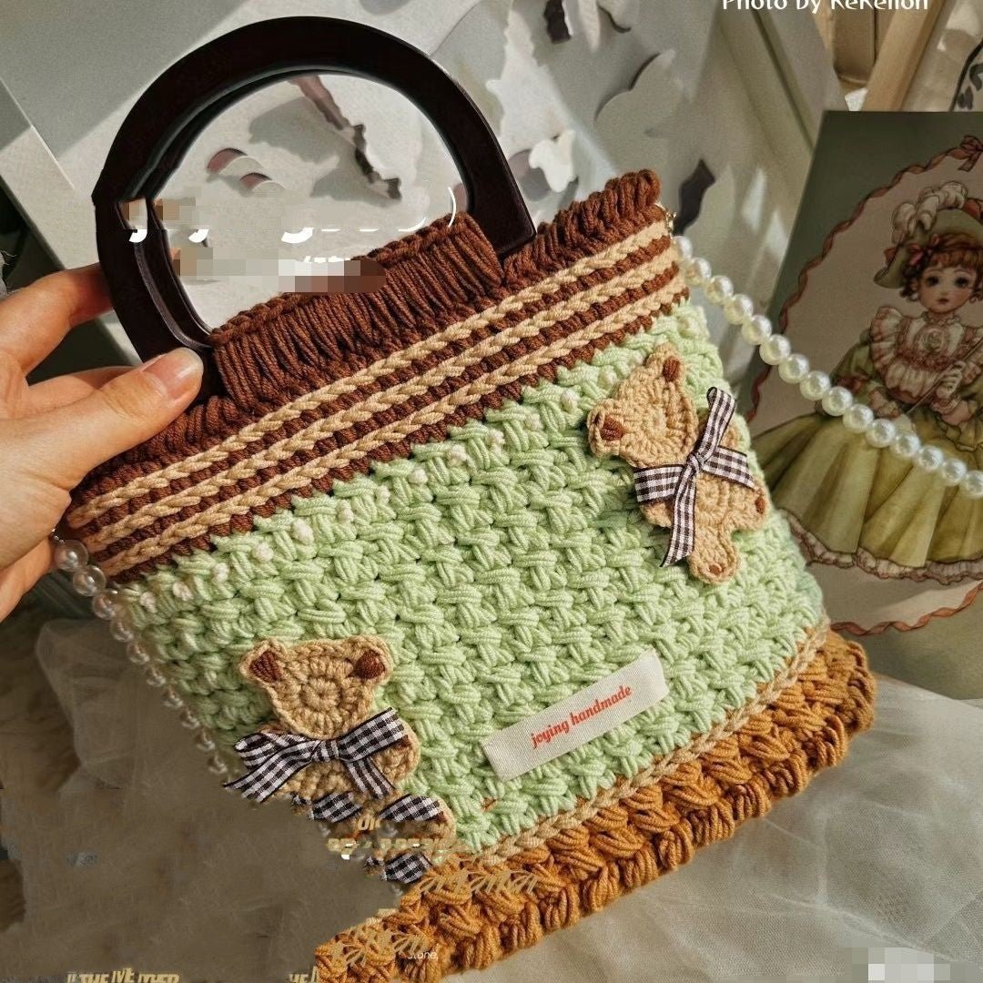 Wool Crocheted Bear Portable Shoulder Bag - MH TRENDS & STYLES