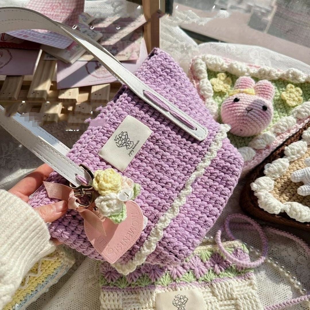 Wool Crocheted Bear Portable Shoulder Bag - MH TRENDS & STYLES